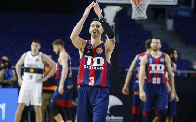 Vildoza se lamenta en un partido con el Baskonia de su primera etapa
