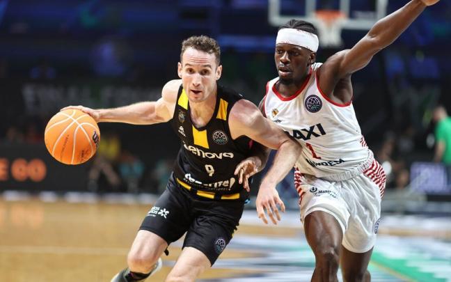 Marcelinho Huertas, durante el partido ante el Baxi Manresa de la Basketbal Champions League