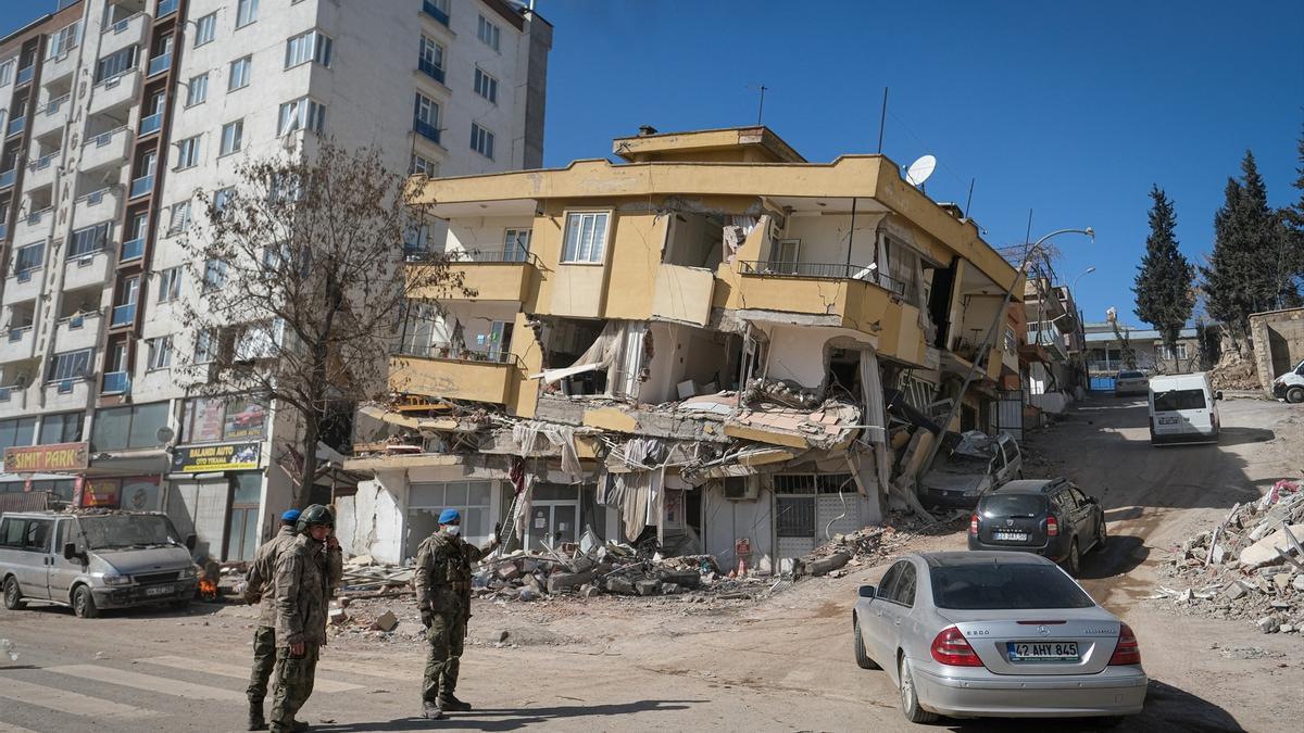 Edificios dañados por los terremotos en Turquía.