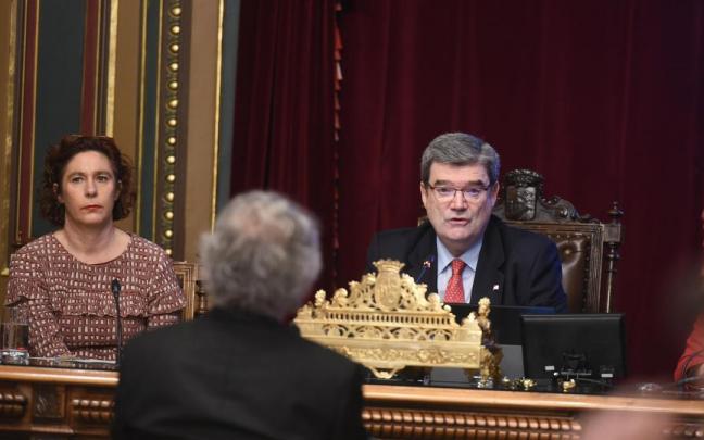 Juan Mari Abuerto en el pleno del Ayuntamiento de Bilbao
