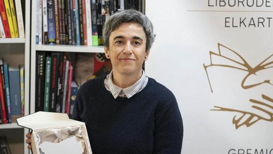 Ana Malagonek gaur, asteazkenarekin, Zilarrezko Euskadi Literatur Saria jaso du Donostian.