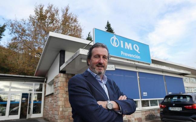 Enrique Astaburuaga, director m&eacute;dico de IMQ Prevenci&oacute;n.