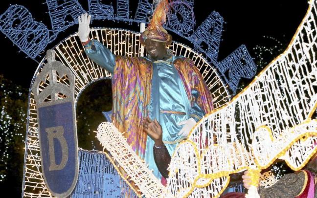 La carroza de Baltasar, en una cabalgata anterior por los barrios de Getxo.