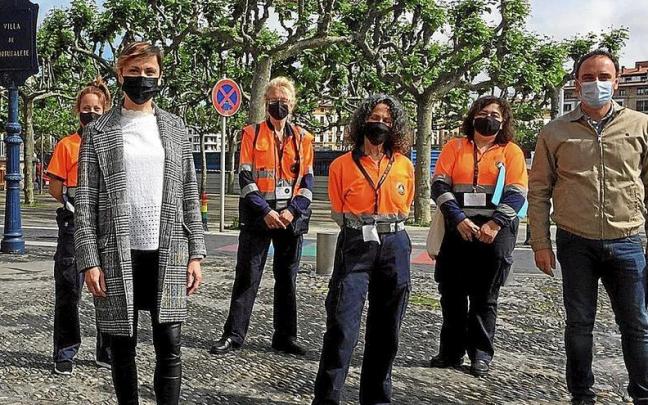 Informadoras cívicas en un plan de empleo anterior de Portugalete. | FOTO: M. A. PARDO