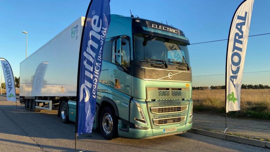 Las pruebas de Mercadona con las unidades tractoras eléctricas han sido realizadas en Madrid y Alicante