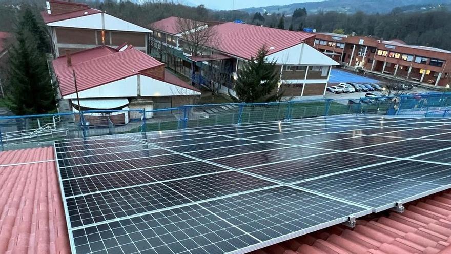 Maiztegi Eskola dispone ya de energía solar y nueva cubierta.