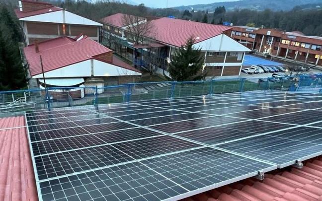 Maiztegi Eskola dispone ya de energía solar y nueva cubierta. Maiztegi Eskola dispone ya de energía solar y nueva cubierta.