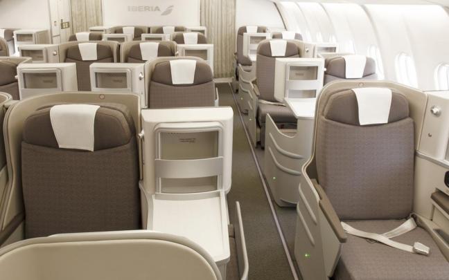 Fotos del interior de un avión. Fotos del interior de un avión.