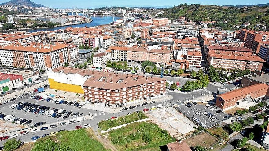 Arriba, estado actual de la zona. Abajo, con los cambios previstos.