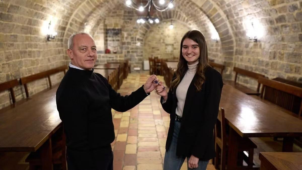 Entrega de llaves junto al presidente, Antonio Zubieta