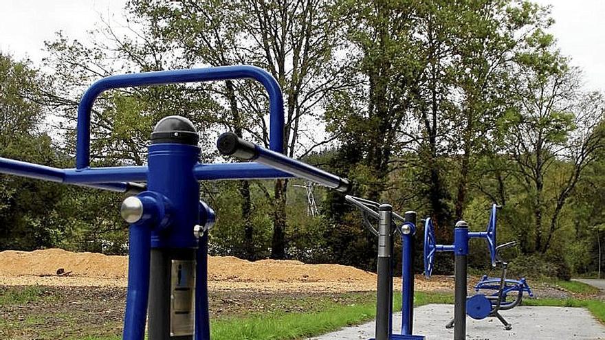 La zona se completa con aparatos biosaludables. | FOTO: S.M.