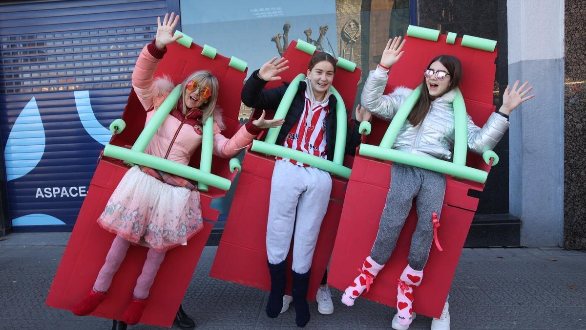 María, Uxue y Gloria.