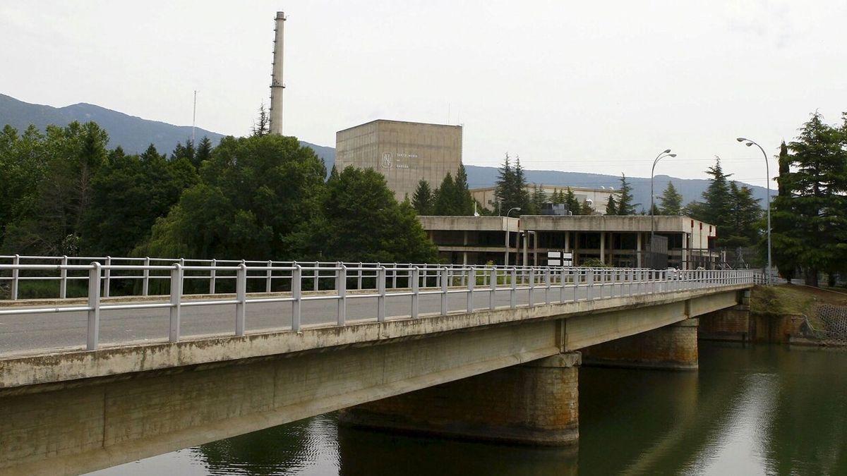 Exterior de la central nuclear de Garoña