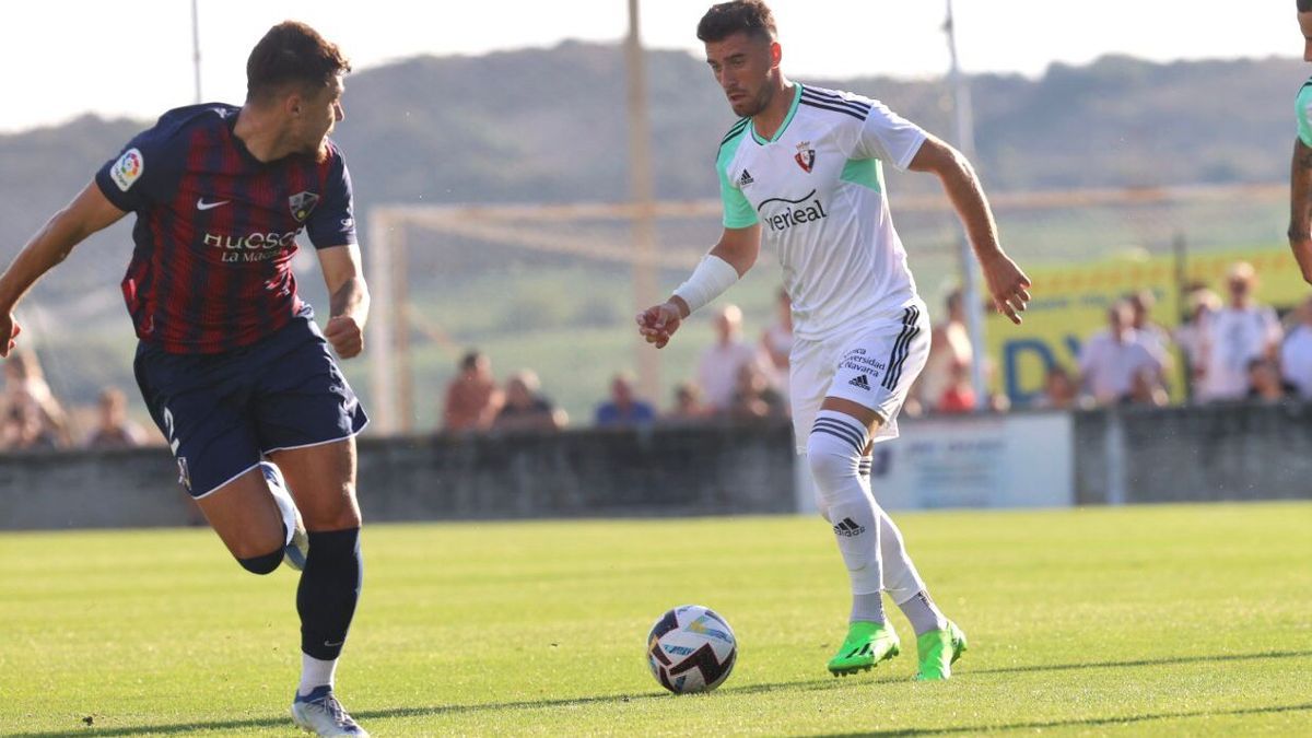 Kike Barja, durante una de las jugada del partido