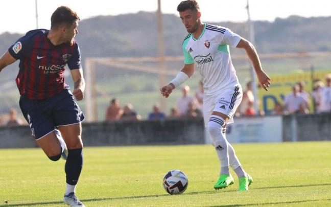 Kike Barja, durante una de las jugada del partido