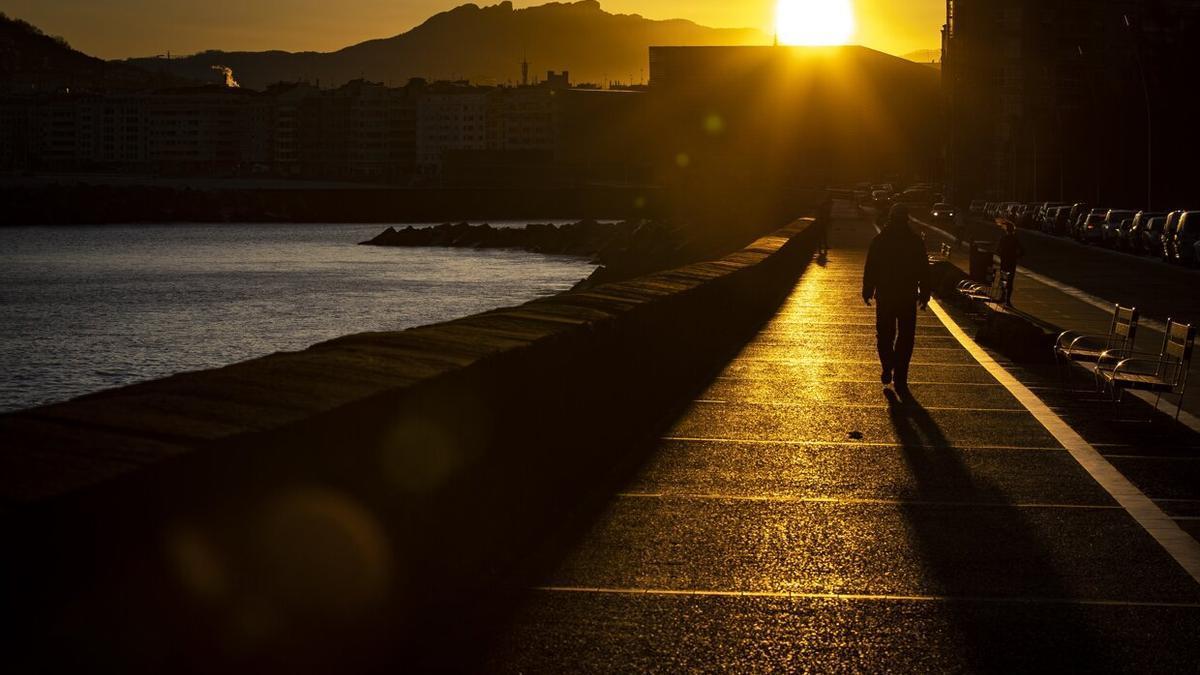 Amanecer en Donostia