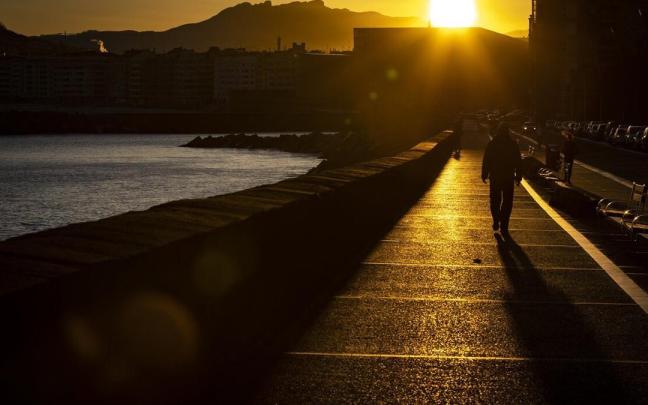 Amanecer en Donostia