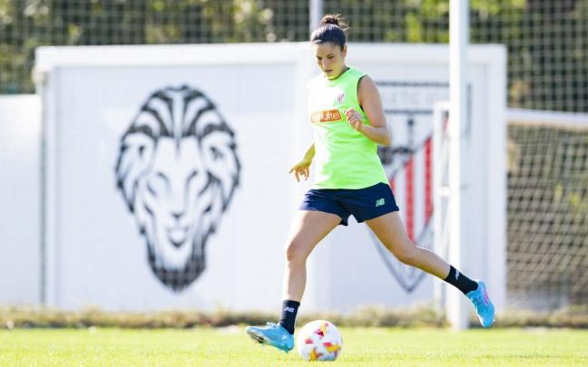 Nekane Díez, delantera del Athletic