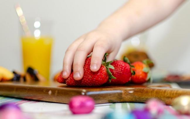 Un estudio ha mostrado que aquellos ni&ntilde;os con mayor velocidad de ingesta presentaban incremento en los niveles de grasa corporal.