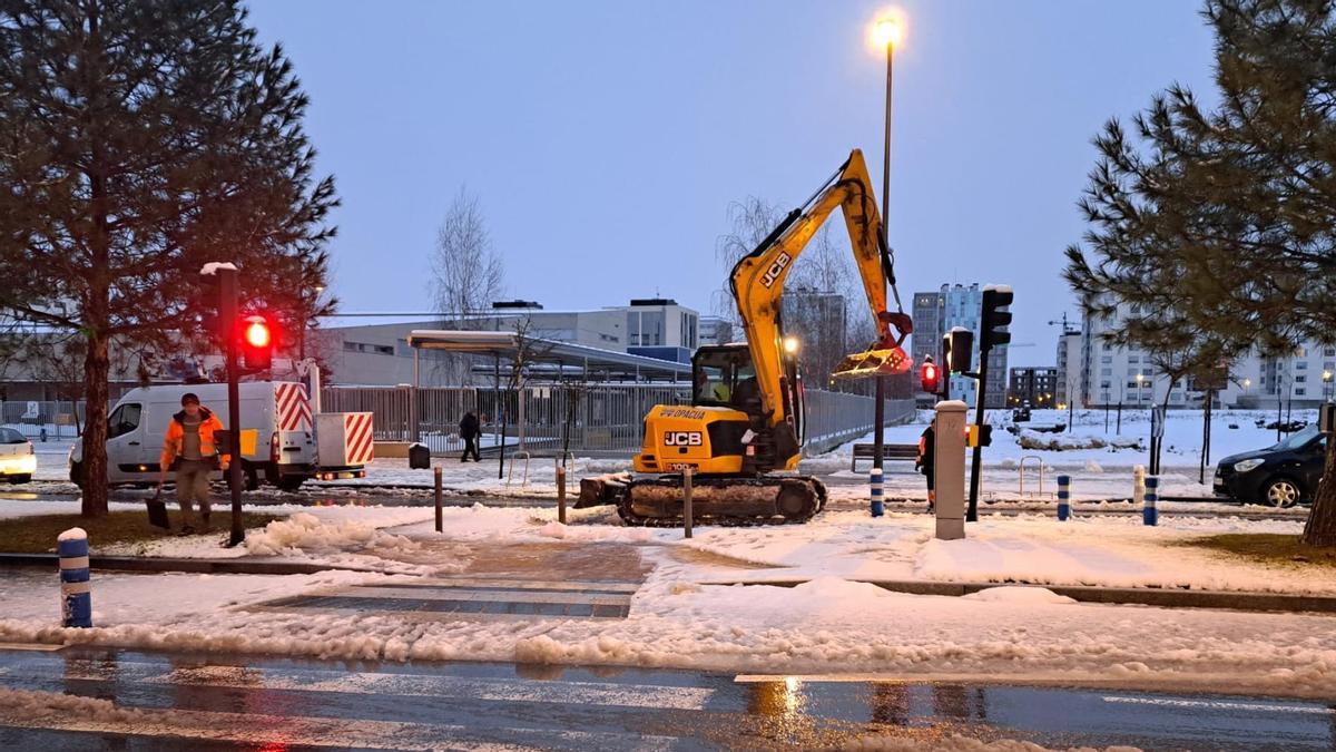El Ayuntamiento de Vitoria mantiene todos sus recursos “en alerta”