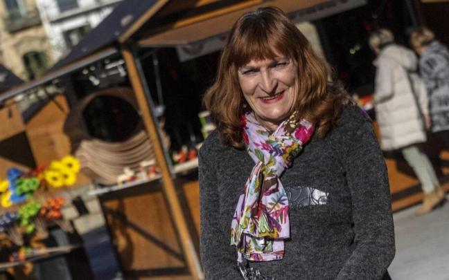 Alizia Izal Elorz posa en la plaza del Castillo.