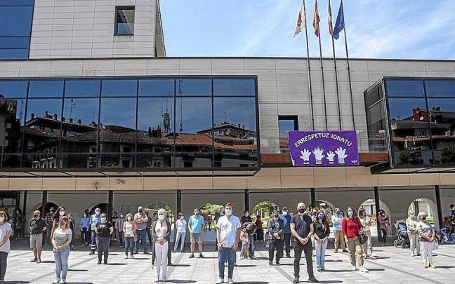 Una concentración para denunciar las agresiones machistas.