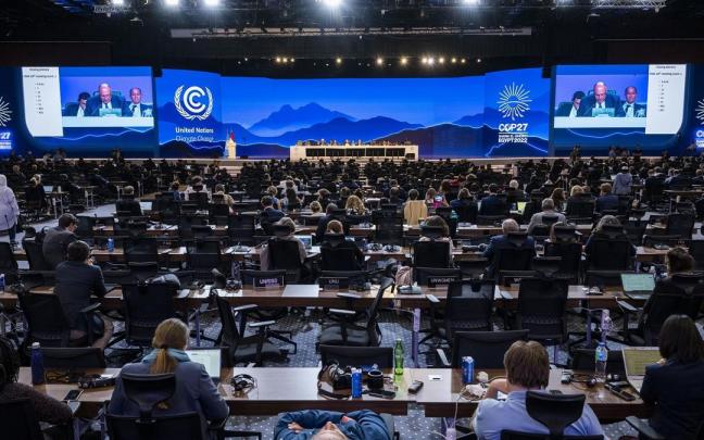 Vista general de la sede en la que se ha aprobado el acuerdo final de la COP27. Vista general de la sede en la que se ha aprobado el acuerdo final de la COP27.