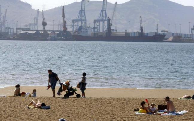 Los chiringuitos ven disminuido el número de clientes que acude a sus locales