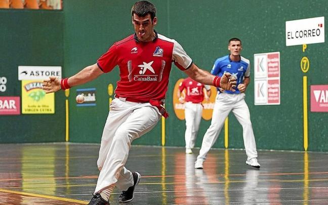 Joseba Ezkurdia protagonizó una semifinal brillante junto a Zabaleta. Joseba Ezkurdia protagonizó una semifinal brillante junto a Zabaleta.