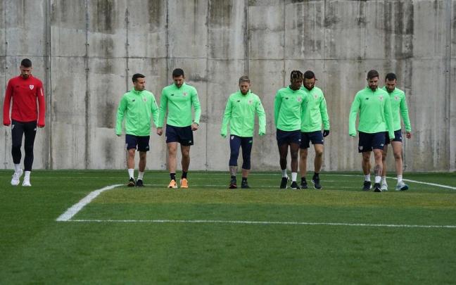 Los jugadores del Athletic se ejercitan en Lezama después de la derrota liguera frente al Celta Los jugadores del Athletic se ejercitan en Lezama después de la derrota liguera frente al Celta