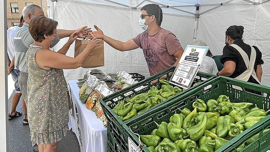 Uno de los puestos de pimiento cucón durante la feria del pasado año.