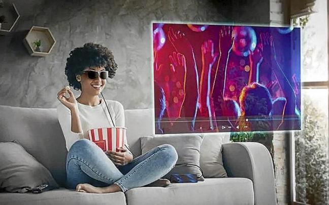 Las gafas Glasses T1 proyectan una pantalla transparente que solo ver&aacute; quien las lleve.