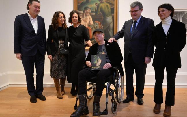 Kepa Junkera junto con Lorea Bilbao, Juan Mari Aburto, Miguel Zugaza y Miren y Olatz Goikouria