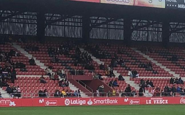 828 aficionados, la mayoría del Athletic, han presenciado el partido del Athletic ante el Valladolid en Anduva 828 aficionados, la mayoría del Athletic, han presenciado el partido del Athletic ante el Valladolid en Anduva