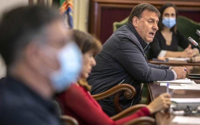 El concejal Labairu, en una imagen captada en una sesi&oacute;n anterior.