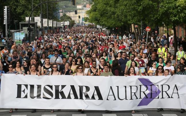 Manifestación a favor del euskera.