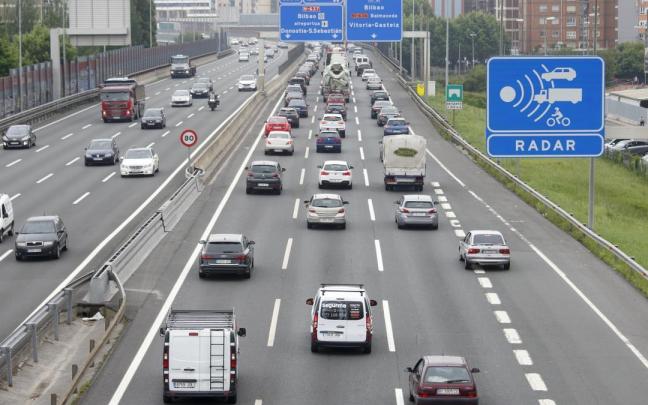 La red viaria de Bizkaia sigue siendo muy bien valorada por sus usuarios según la encuesta foral que se realiza cada año La red viaria de Bizkaia sigue siendo muy bien valorada por sus usuarios según la encuesta foral que se realiza cada año