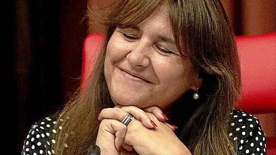 Laura Borràs, en la sala de grupos del Parlament. | FOTO: EUROPA PRESS