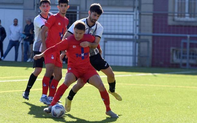 El Santutxu supo remontar el tanto inicial del Galdakao para seguir arriba.