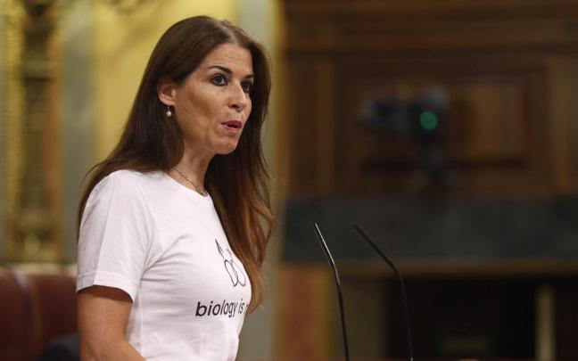 La diputada de Vox Carla Toscano en un pleno del Congreso.