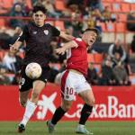 El cachorro Alex Rego supera a Aar&oacute;n, del N&agrave;stic.