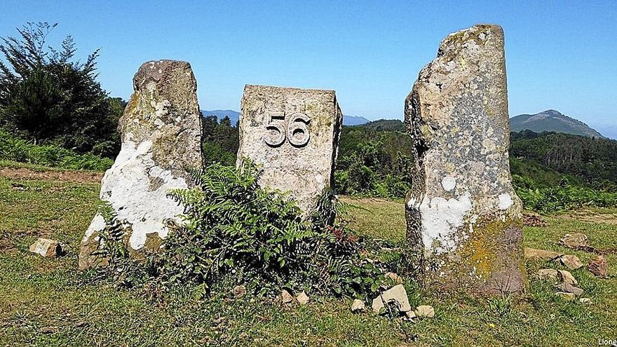 El ‘mugarri’, piedra de término, número 56 entre Baztan y Sara, en Laburdi.
