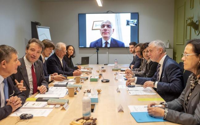 I&ntilde;igo Urkullu, en una mesa de expertos organizada por el Instituto Jacques D&eacute;lors que se ha celebrado en Par&iacute;s.