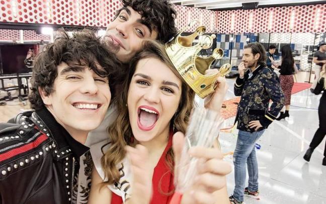 Amaia, con Los Javis, en la fiesta posterior a su victoria en 'Operación Triunfo'. Amaia, con Los Javis, en la fiesta posterior a su victoria en 'Operación Triunfo'.