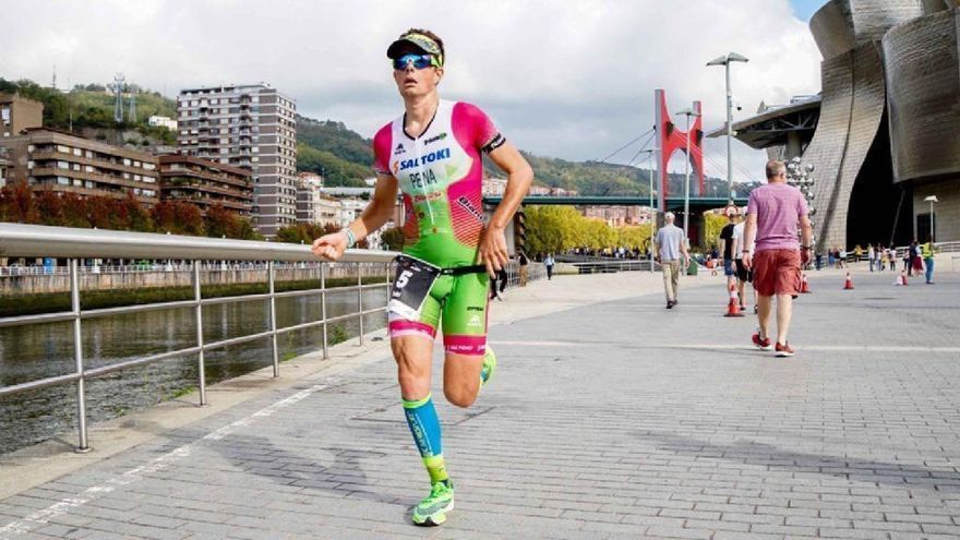 Imagen de archivo de un triatlón anterior en Bilbao