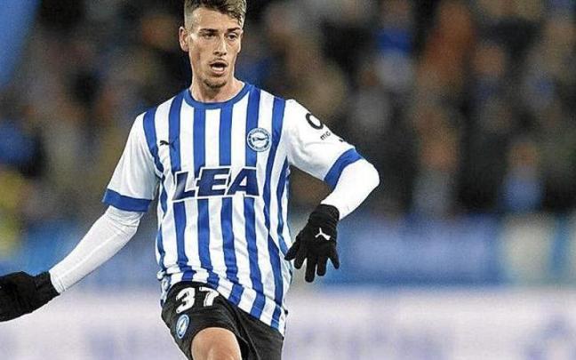 Antonio Blanco, durante su estreno como titular en el Alavés.