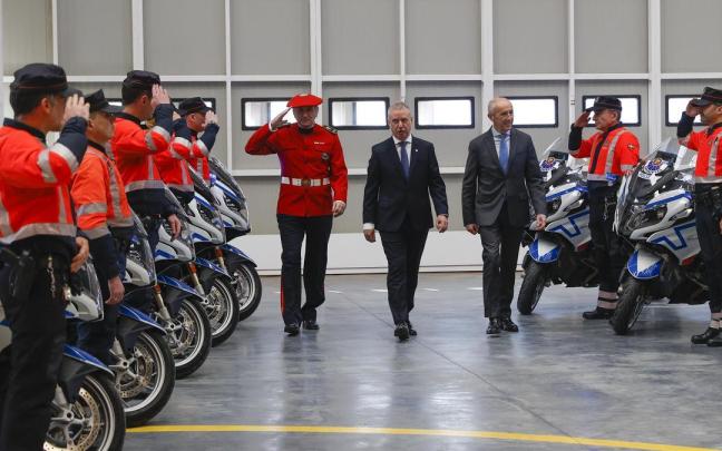 40 aniversario de la creaci&oacute;n de las unidades de tr&aacute;fico de la Ertzaintza