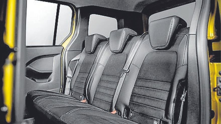 Monovolumen, compacto y con mucha clase.