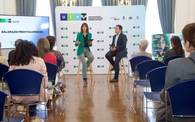 Itziar Alkorta y Agustín Erkizia. Itziar Alkorta y Agustín Erkizia.