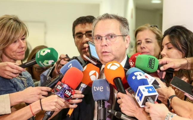 Antonio Miguel Carmona.